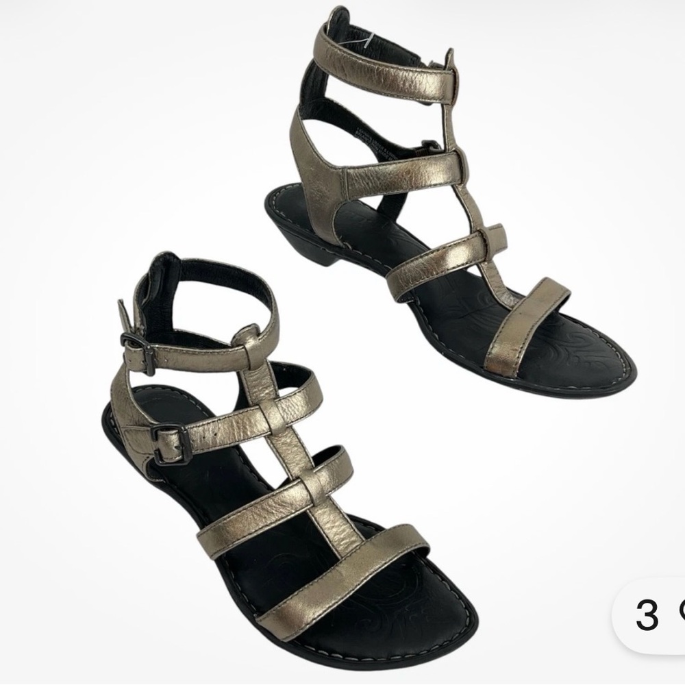 Born Shoes Womens Sz 7 Leather Flat Sandals Pewter Metallic Ankle
Strap Padded